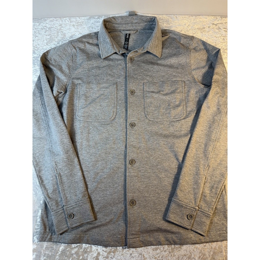 Vuori Men's Medium Gray Long Sleeve Button Down Stretch Performance Shirt